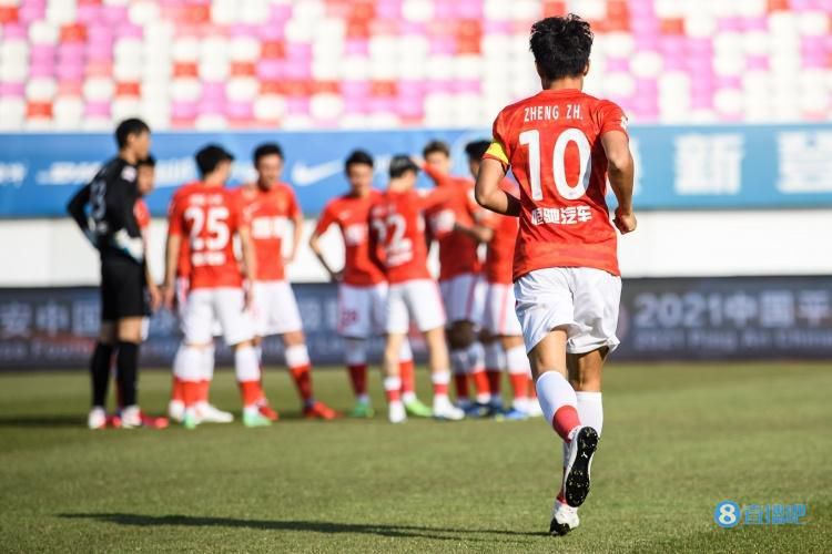 国内小情侣一二三区在线视频